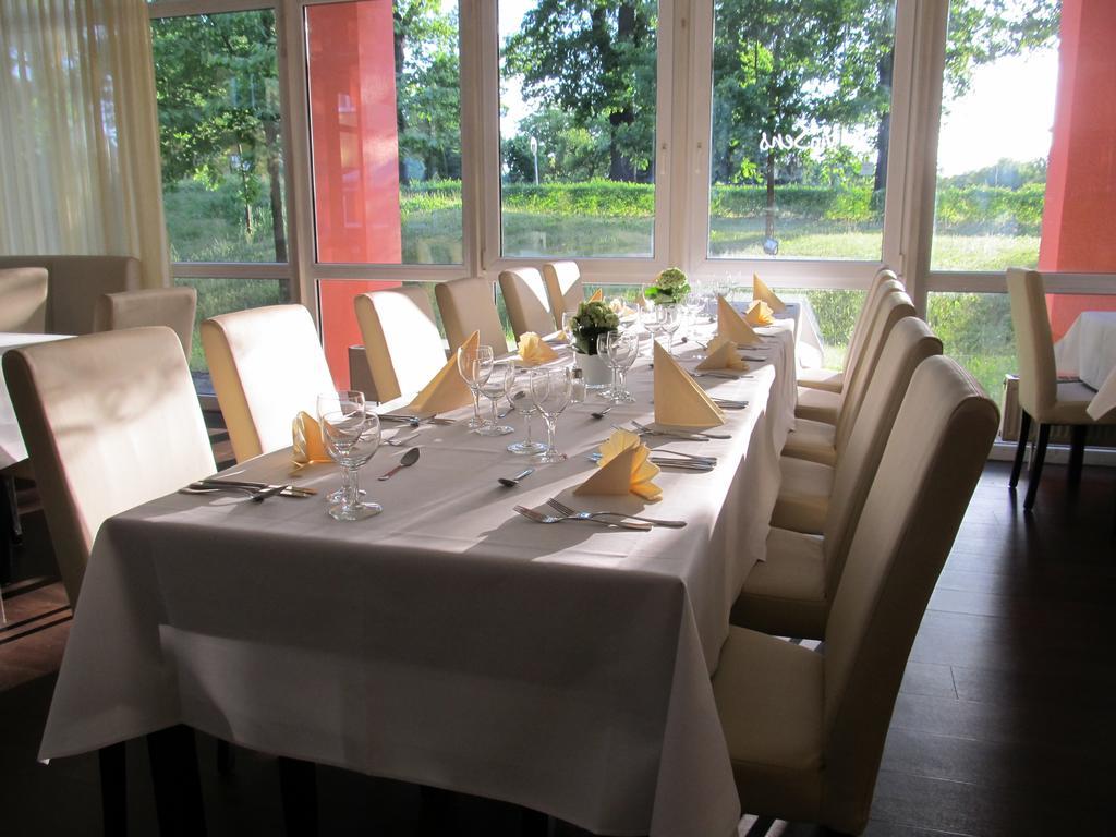 Sensconvent Hotel Michendorf 미쉔도르프 외부 사진