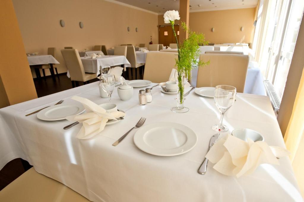 Sensconvent Hotel Michendorf 미쉔도르프 외부 사진
